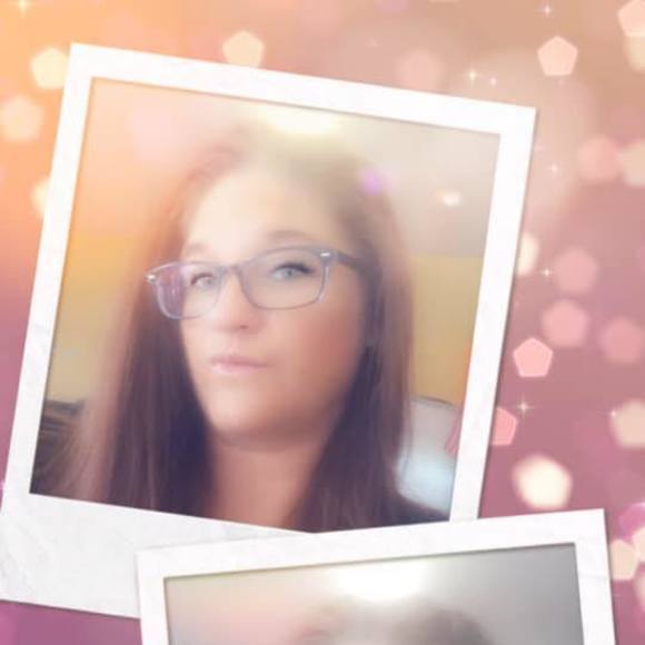 Meet your Posher, Joanna - Picture 1 of 1